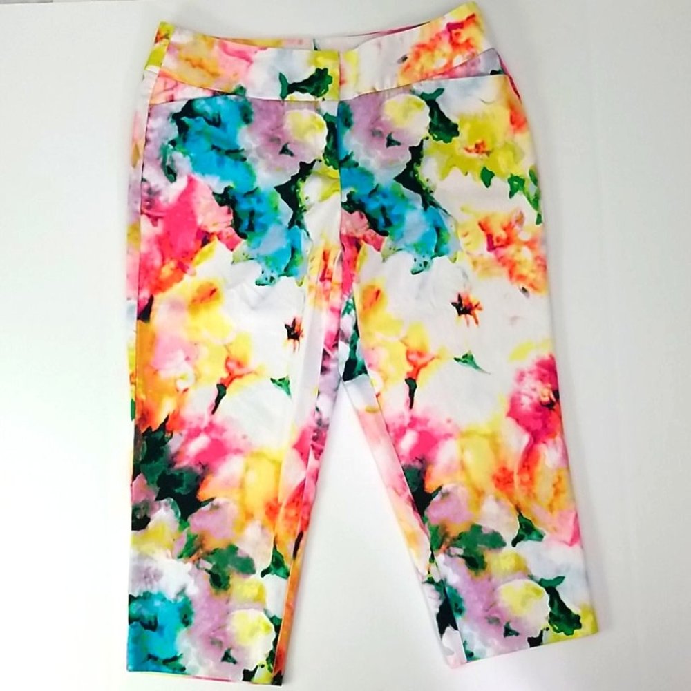 Floral Print Capris